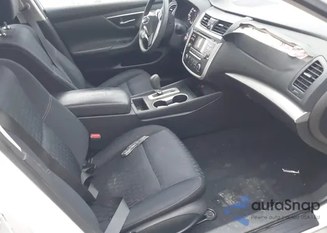 2017 Nissan Altima 2.5 S z USA, uszkodzony, nr VIN 1N4AL3AP6HN342811